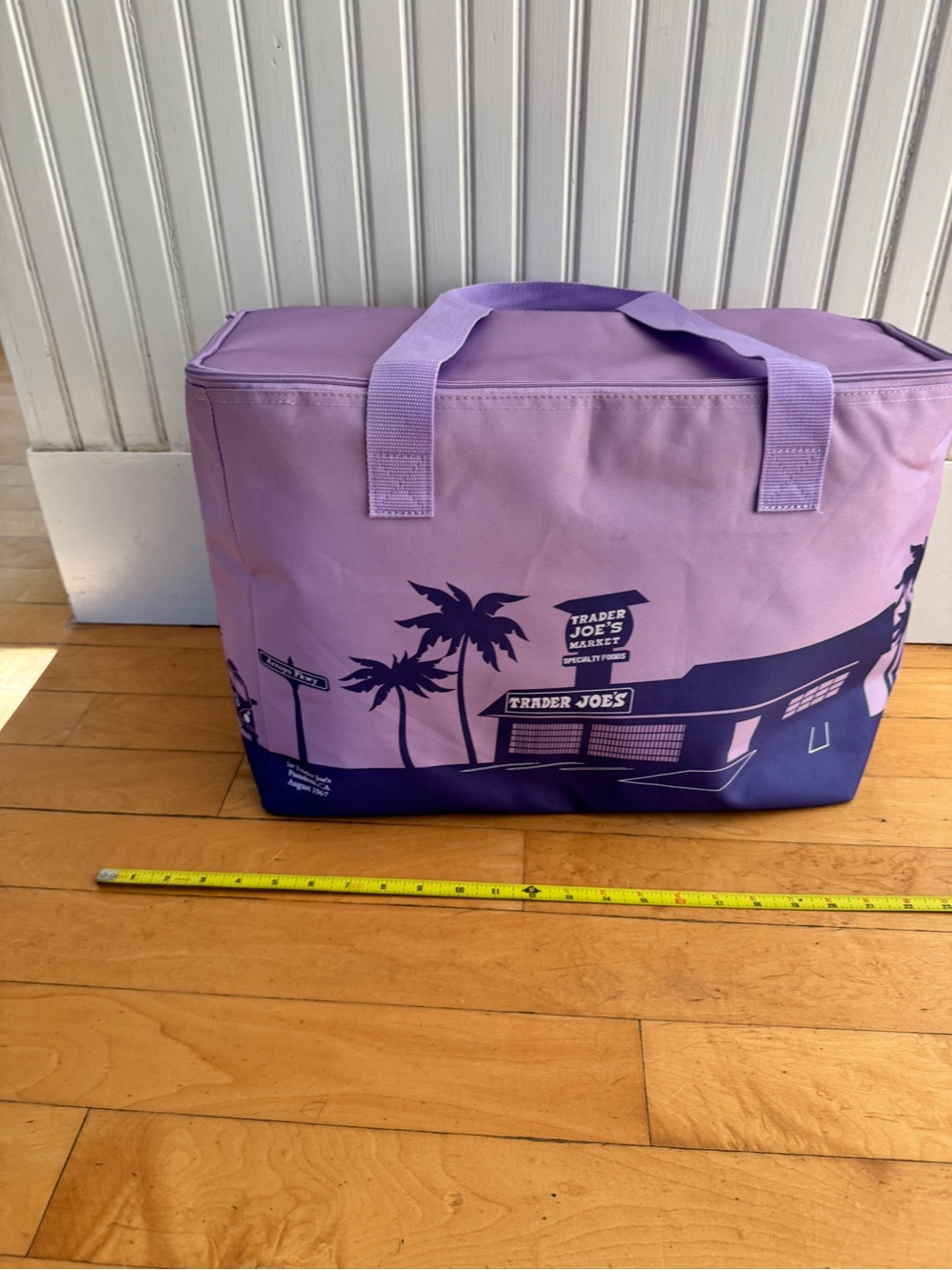 Trader Joe’s Lavender Purple Large Insulated Cooler Tote 8 Gallon Pasadena 1967